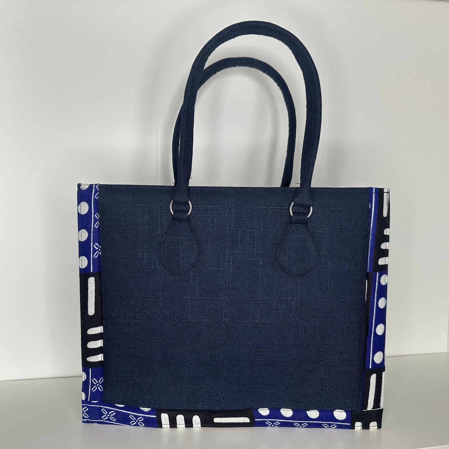 Sac à Main Rigide en Tissu Wax – Fait Main au Sénégal