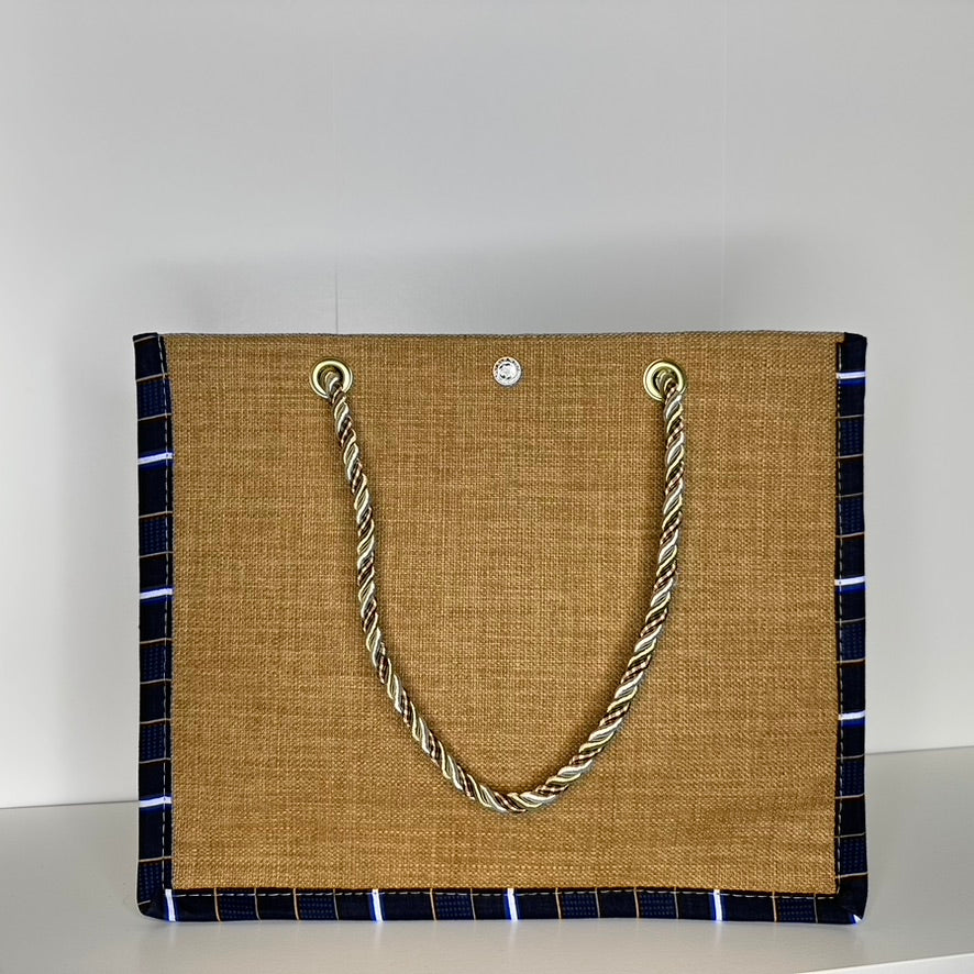 Sac à Main en Tissu Wax – Style Sac Cabas, Fait Main au Sénégal