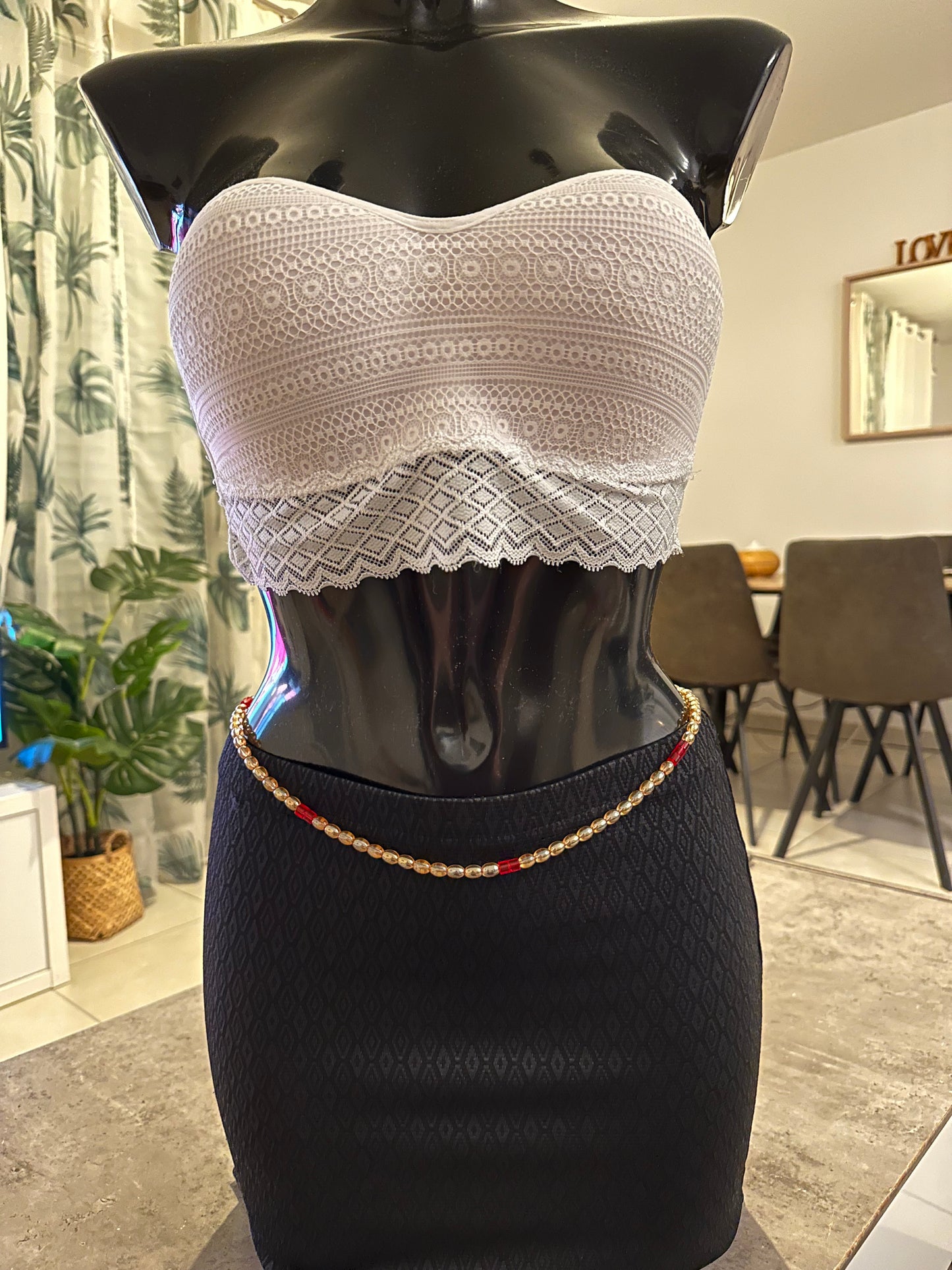 BAYA / BIN BIN Doré, Rouge « les Colliers de l’Amour »