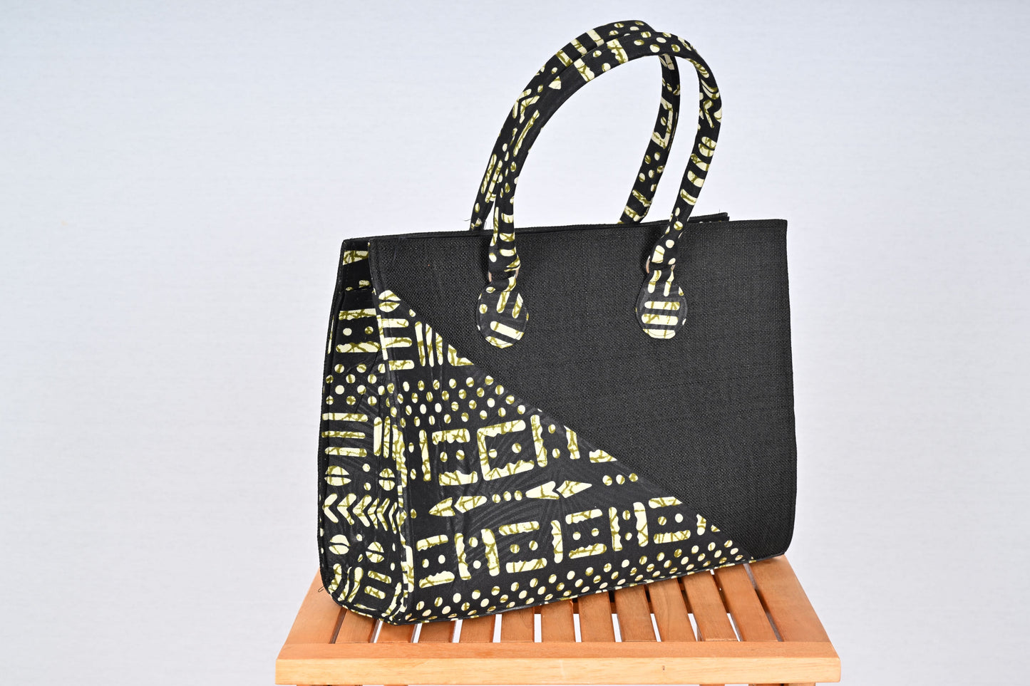 Grand Sac à Main en Tissu Bogolan Fait Main – Artisanat du Sénégal