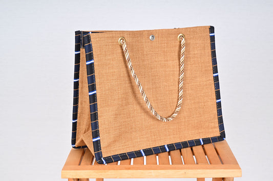 Sac à Main en Tissu Wax – Style Sac Cabas, Fait Main au Sénégal