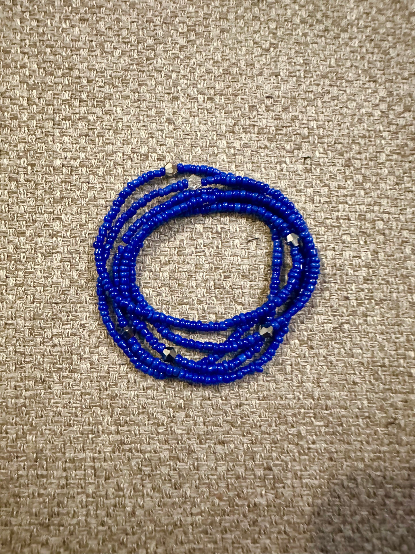 BAYA / BIN BIN Bleu nuit « les Colliers de l’Amour »